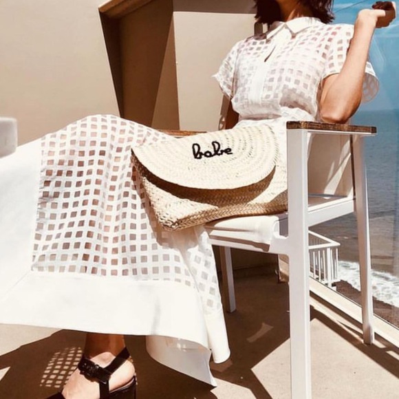 Poolside l’enveloppe straw clutch